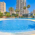 Oboe Val Μπένιντορμ